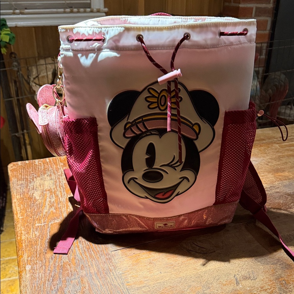 Pink and White Backpack - Picture 3 of 5